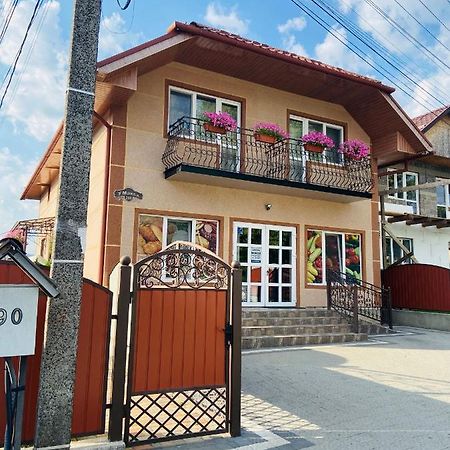 Hotel U Maksa Solotschyn Exterior foto